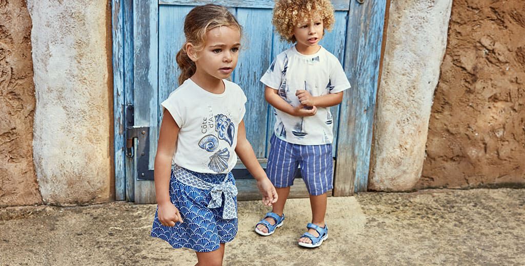 https://www.chicco.fr/dw/image/v2/BJJJ_PRD/on/demandware.static/-/Sites-Chicco-France-Library/fr_FR/dw3a1978f5/site/09-Landing produit/Vêtements/banniere-fashion-251-ete.jpg